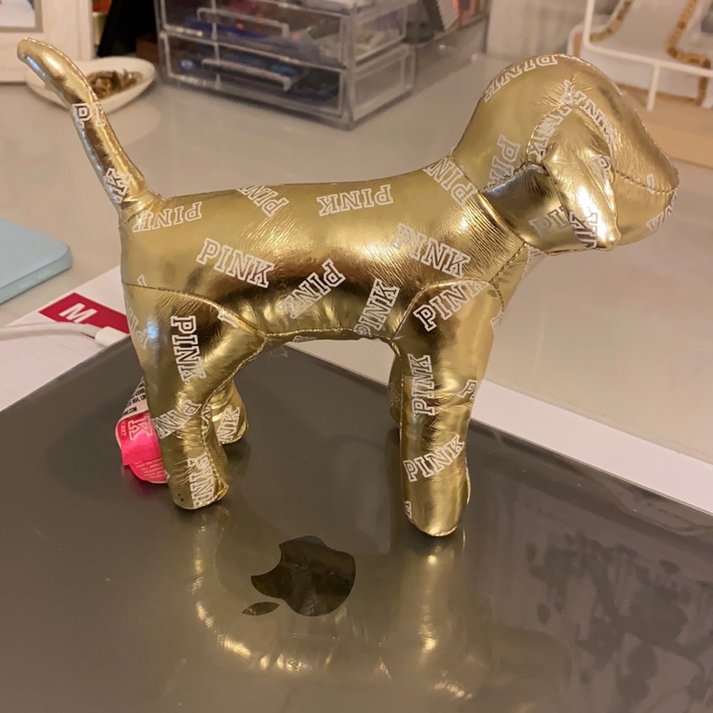 GOLD PINK DOG